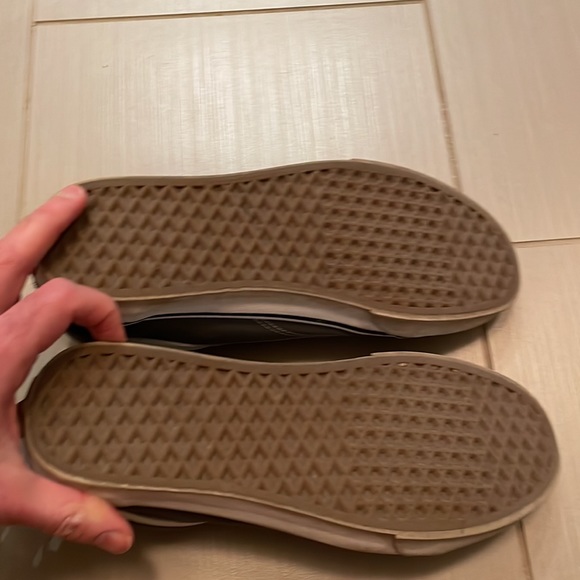 Vans Old Skool shoes. Black and grey. Men’s size 10. - Picture 4 of 5